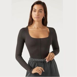 NWOT Joah Brown Classic Scoop Long Sleeve Ribbed Top Black Size S/M